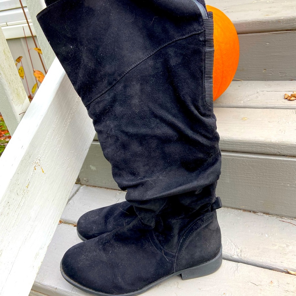 Maurice’s wide calf boots